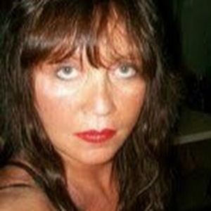 Meet your Posher, Escha